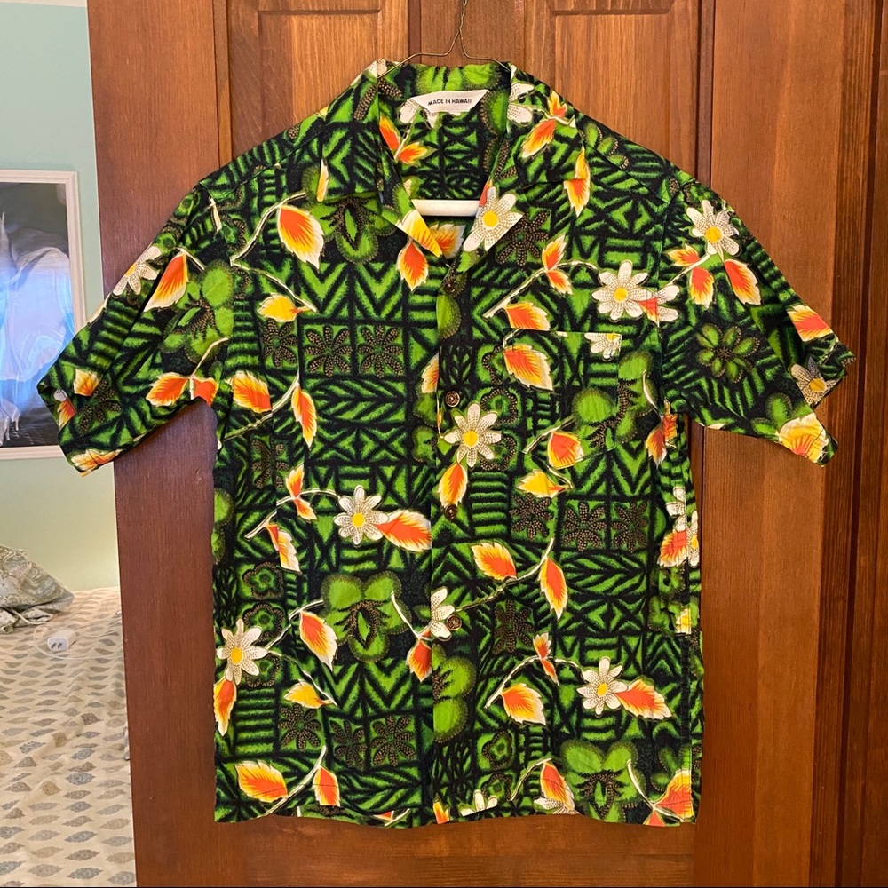 Authentic Hawaiian shirt